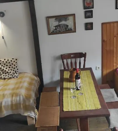 Bele Staze 84, Tavance, Apartment Brzece