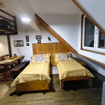 Bele Staze 84, Tavance, Brzeće