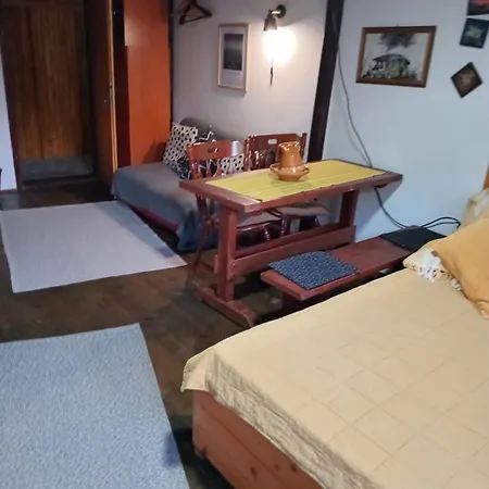 Bele Staze 84, Tavance, Appartement Brzeće